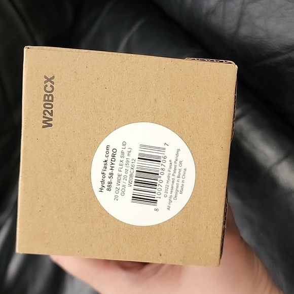 20 oz Coffee Mug with Flex Sip Lid | Hydro Flask - Picture 5 of 6